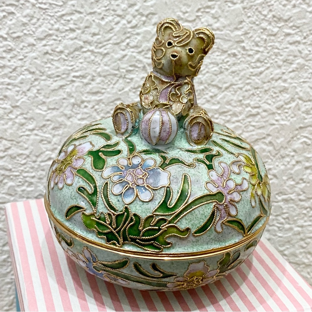 Vintage NYCO Nikki Yassaman Green Bear Trinket Box Faberge Enameled Art Figurine